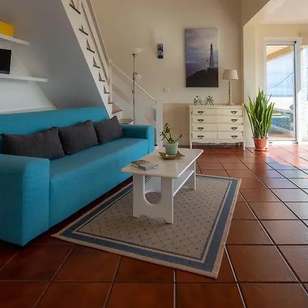 Casa Beira Mar Casa de Férias Mosteiros (Azores)